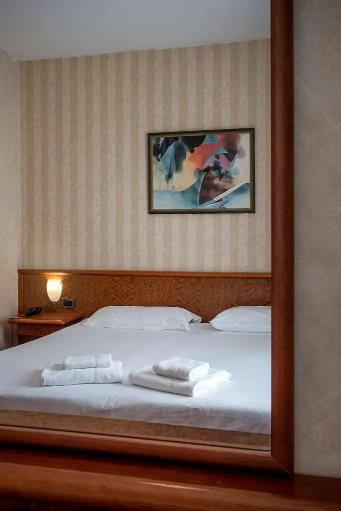 Meditur Hotel Pisa - Vecchiano
