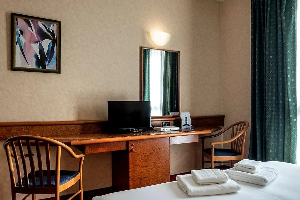 Meditur Hotel Pisa - Vecchiano 0*,  Italy