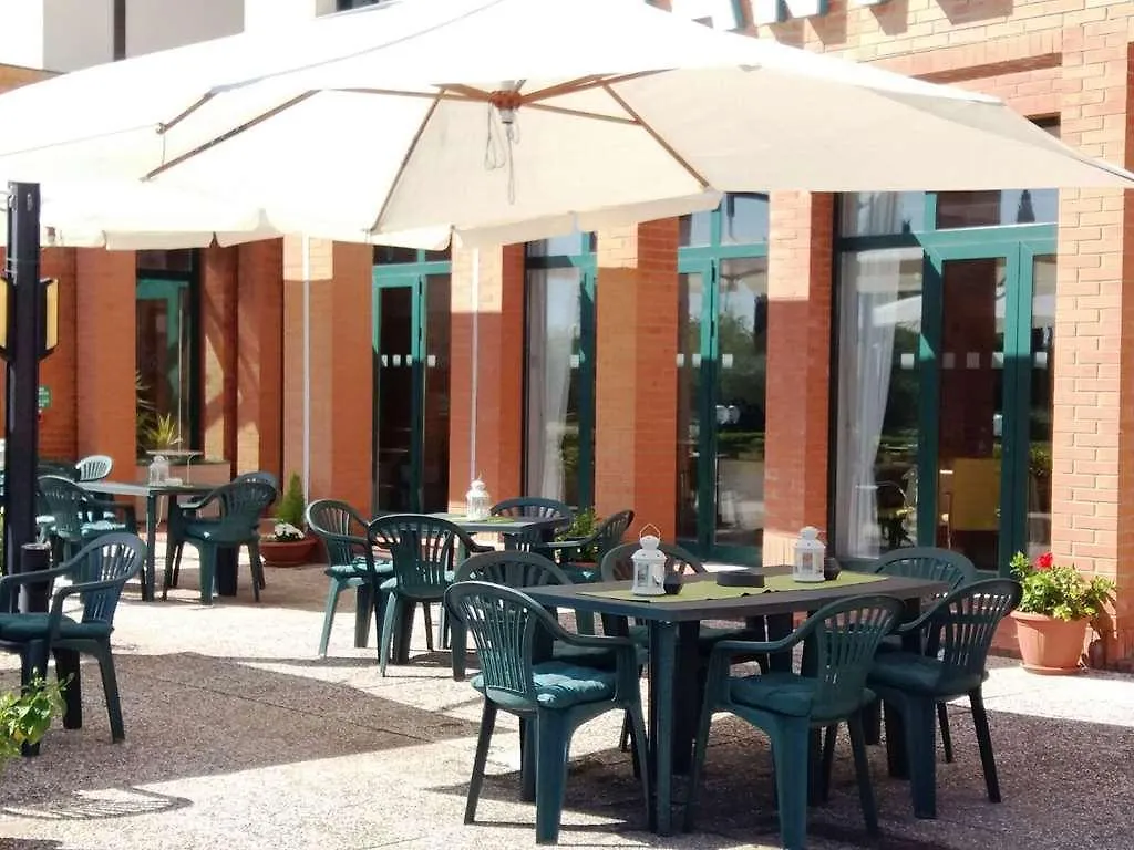 Meditur Hotel Pisa - Vecchiano Italy